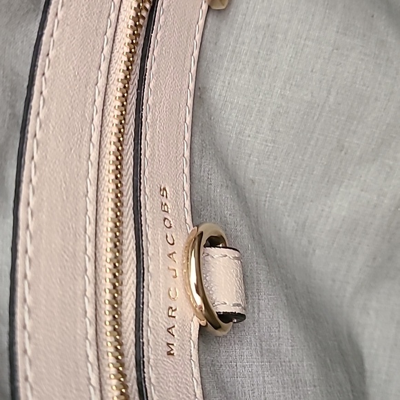 Marc Jacobs Quilted Bag - Picture 9 of 16